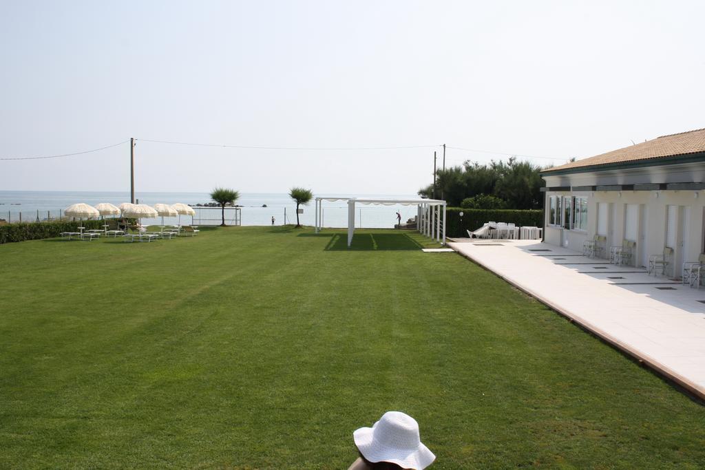 Agriturismo Frontemare 길라노바리도 외부 사진